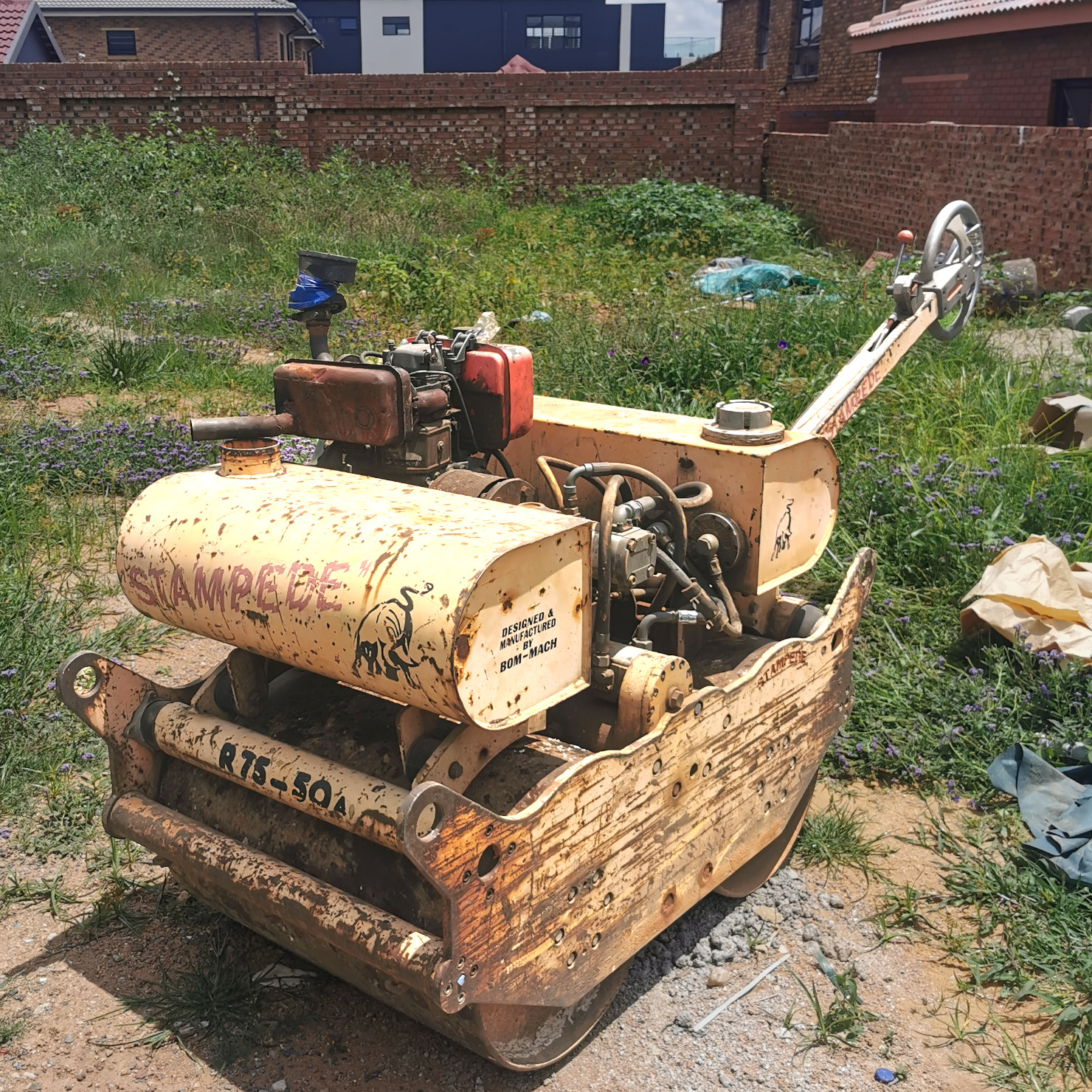 yellow bomag vibratory roller for sale johannesburg second hand